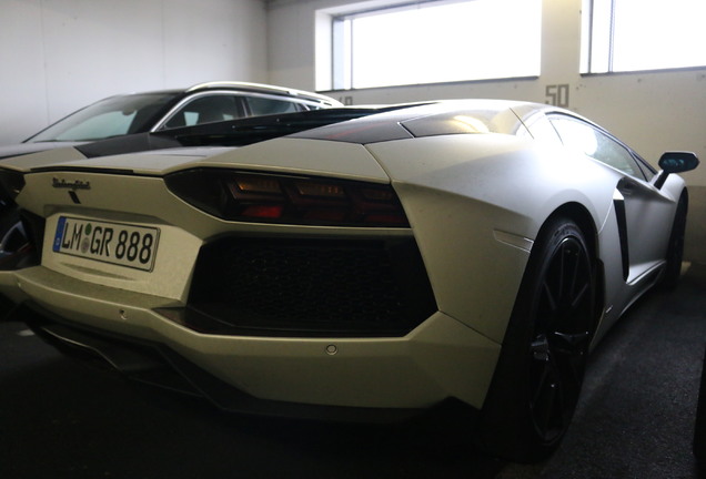 Lamborghini Aventador LP700-4 Pirelli Edition