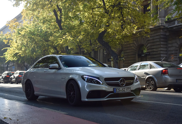 Mercedes-AMG C 63 S W205