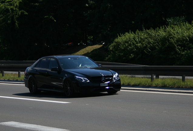 Mercedes-Benz E 63 AMG S W212