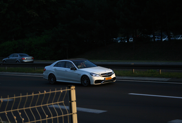 Mercedes-Benz E 63 AMG W212