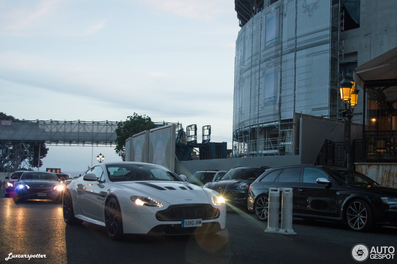 Aston Martin V12 Vantage S