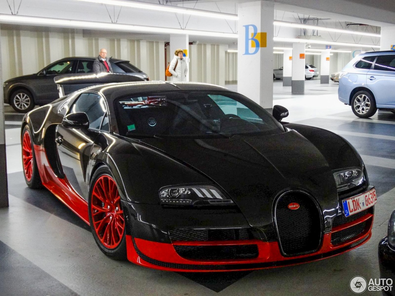 Bugatti Veyron 16.4 Super Sport