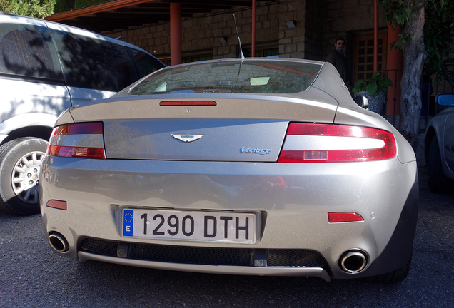 Aston Martin V8 Vantage