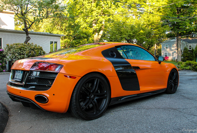 Audi R8 V10