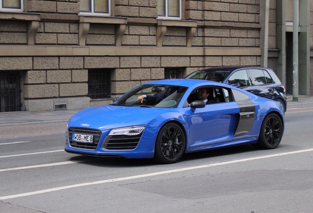 Audi R8 V10 Plus 2013