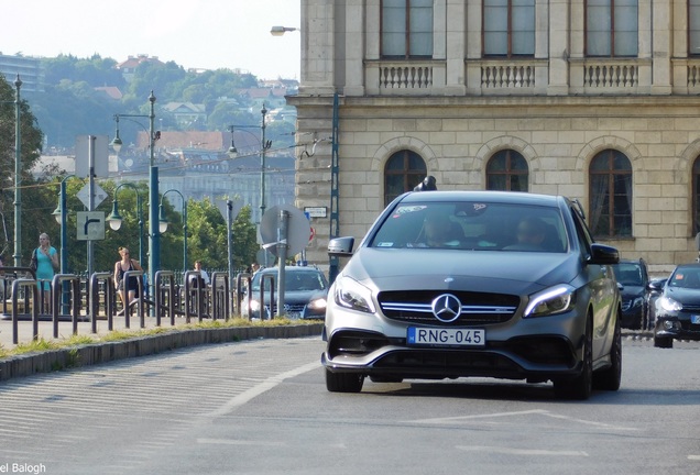 Mercedes-AMG A 45 W176 2015