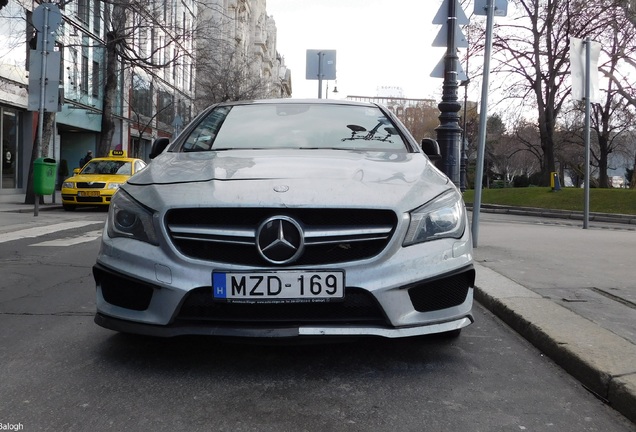 Mercedes-Benz CLA 45 AMG C117