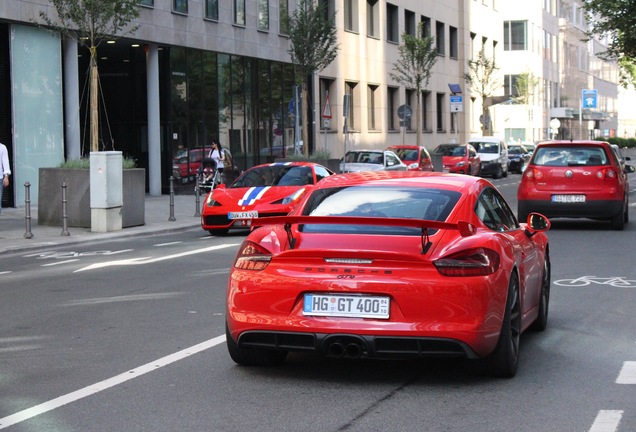 Porsche 981 Cayman GT4