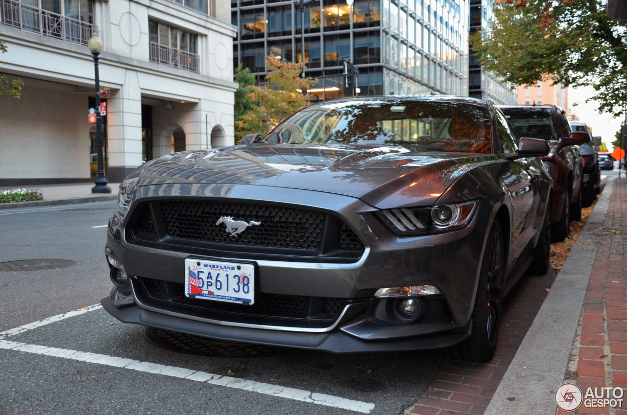 Ford Mustang GT 2015