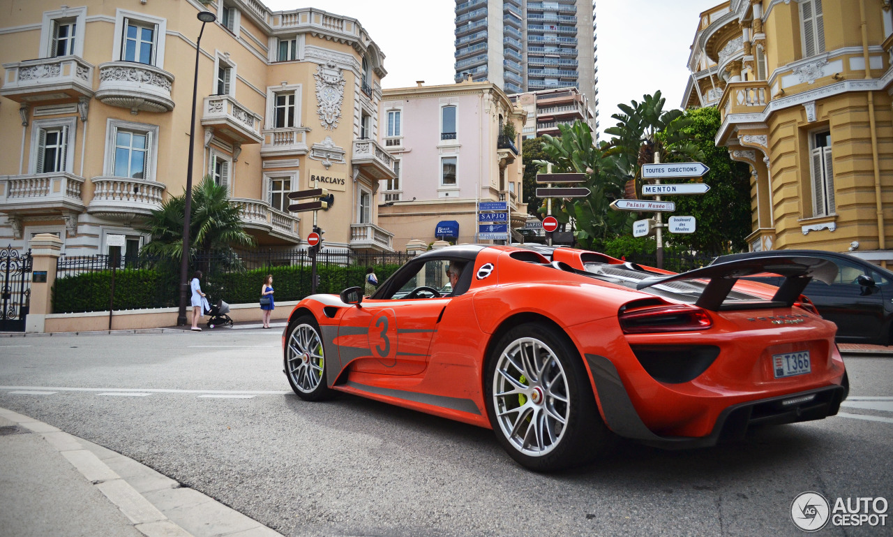 Porsche 918 Spyder Weissach Package