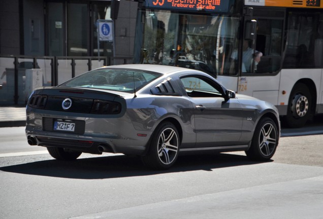 Ford Mustang GT 2013