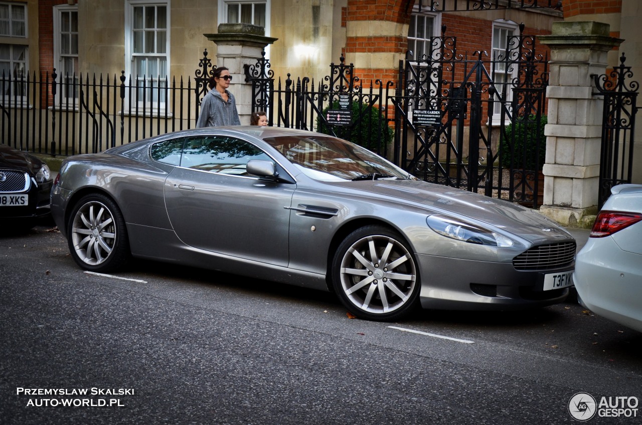 Aston Martin DB9