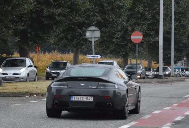 Aston Martin V8 Vantage S