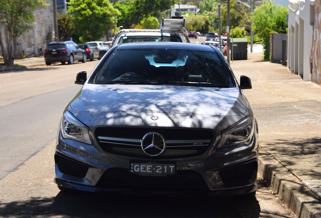 Mercedes-Benz CLA 45 AMG C117