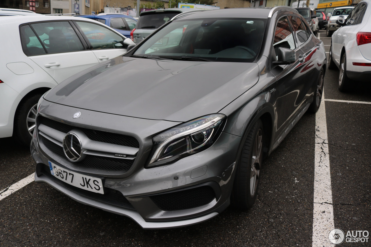 Mercedes-Benz GLA 45 AMG X156