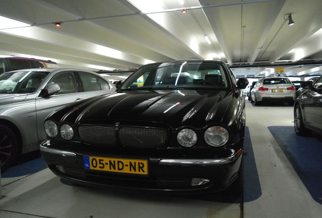 Jaguar XJR