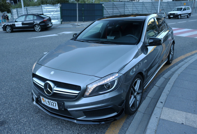 Mercedes-Benz A 45 AMG