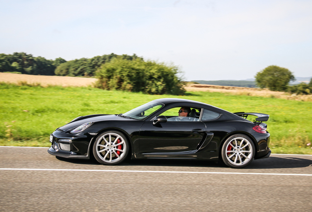 Porsche 981 Cayman GT4