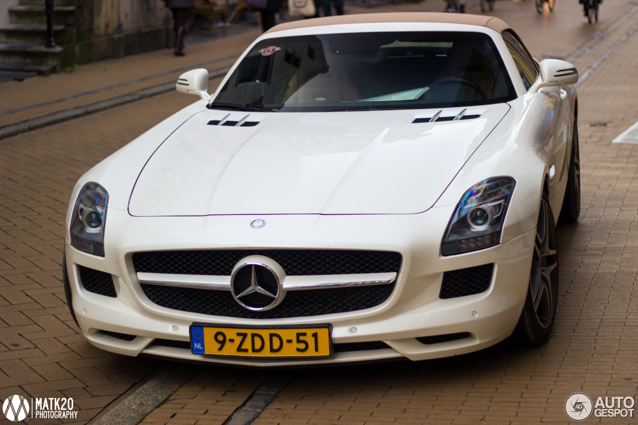 Mercedes-Benz SLS AMG Roadster