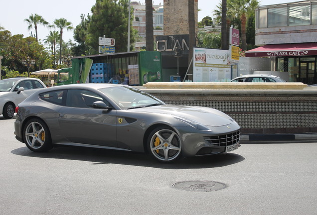 Ferrari FF