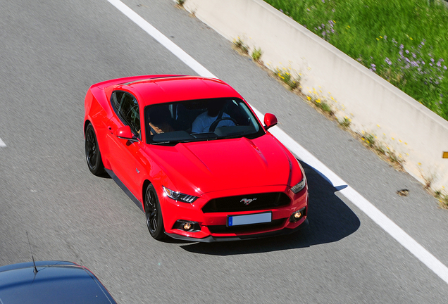 Ford Mustang GT 2015