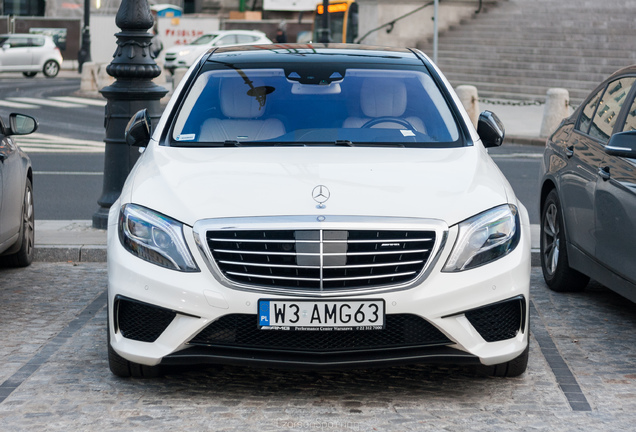 Mercedes-Benz S 63 AMG V222