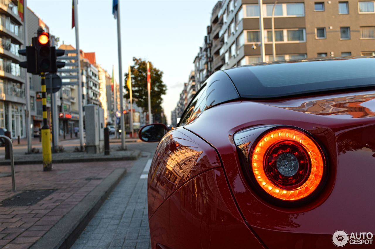 Ferrari California T