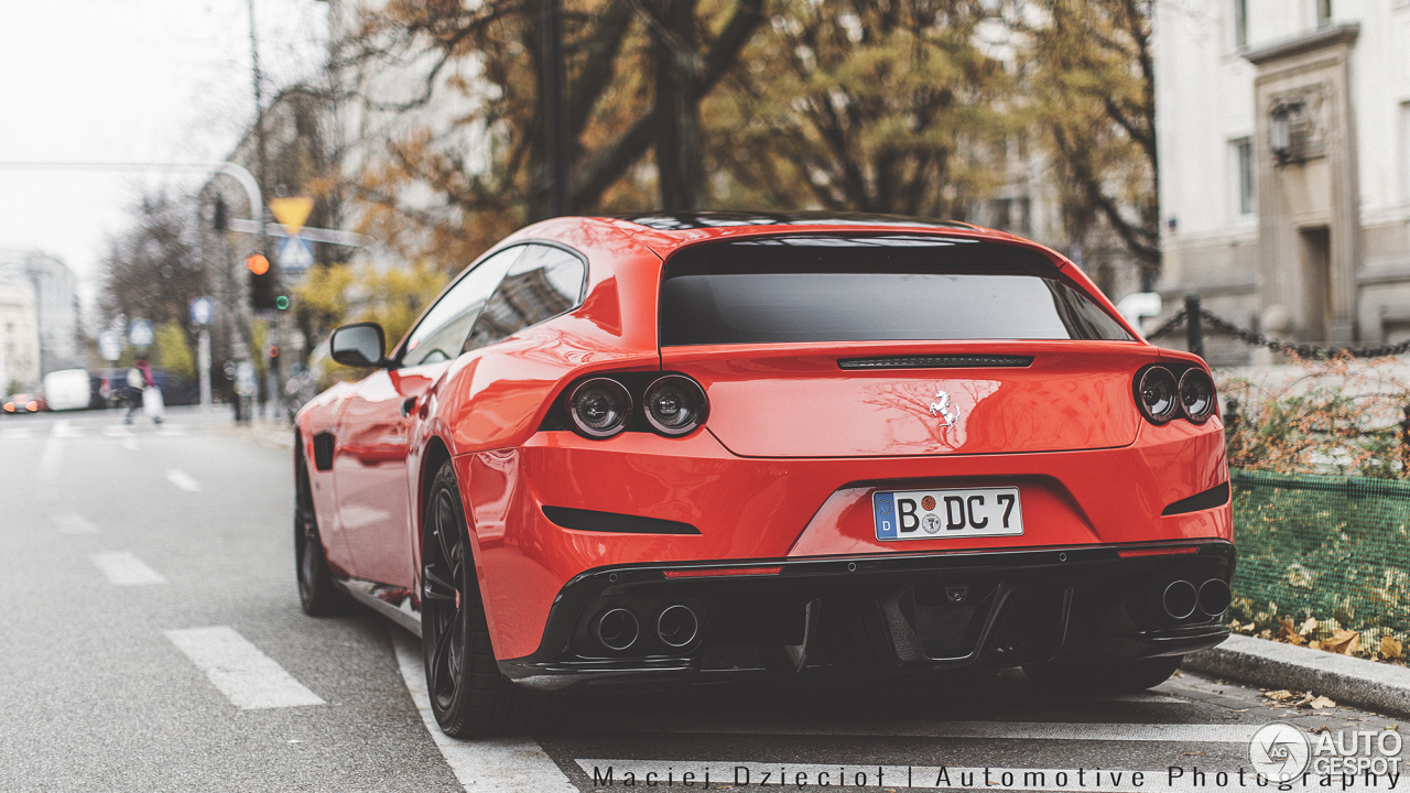 Ferrari GTC4Lusso