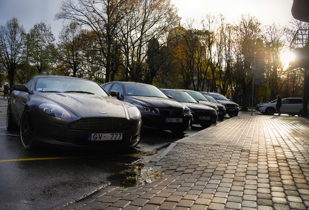 Aston Martin DB9