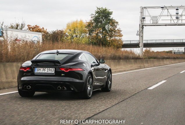 Jaguar F-TYPE R Coupé