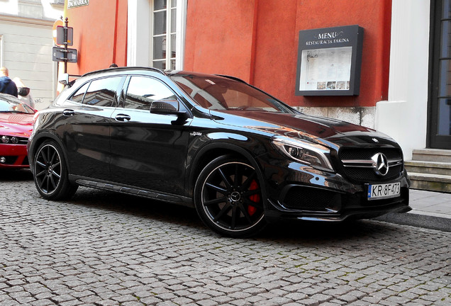 Mercedes-Benz GLA 45 AMG X156