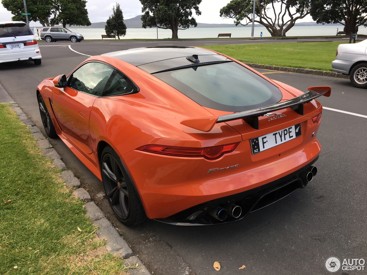 Jaguar F-TYPE SVR Coupé