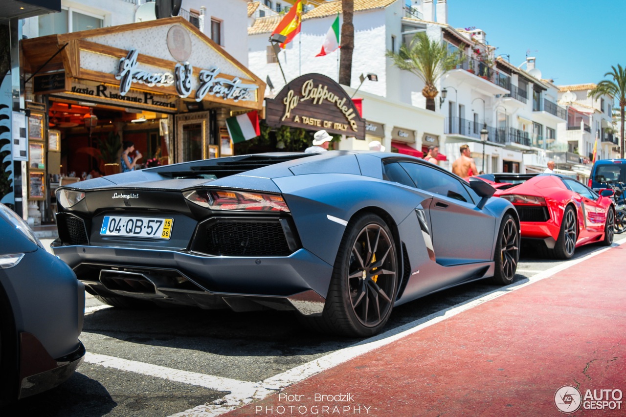 Lamborghini Aventador LP700-4