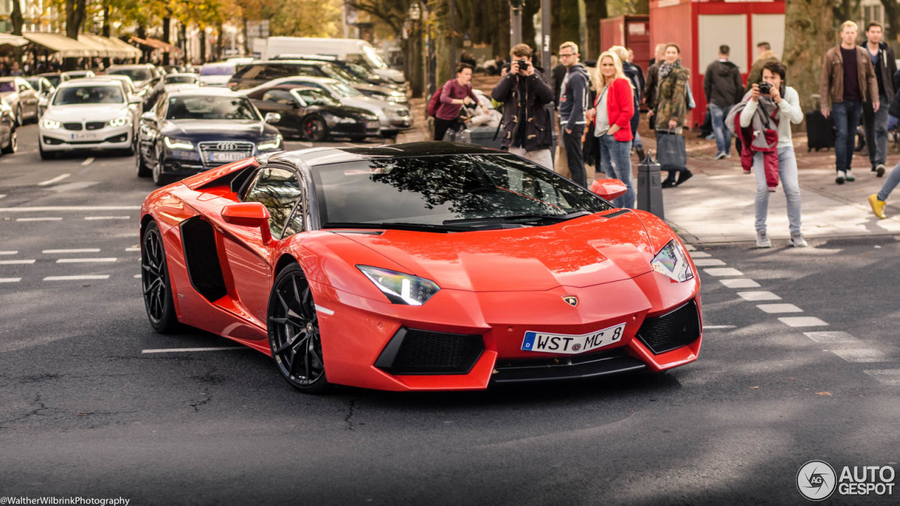 Lamborghini Aventador LP700-4 Roadster