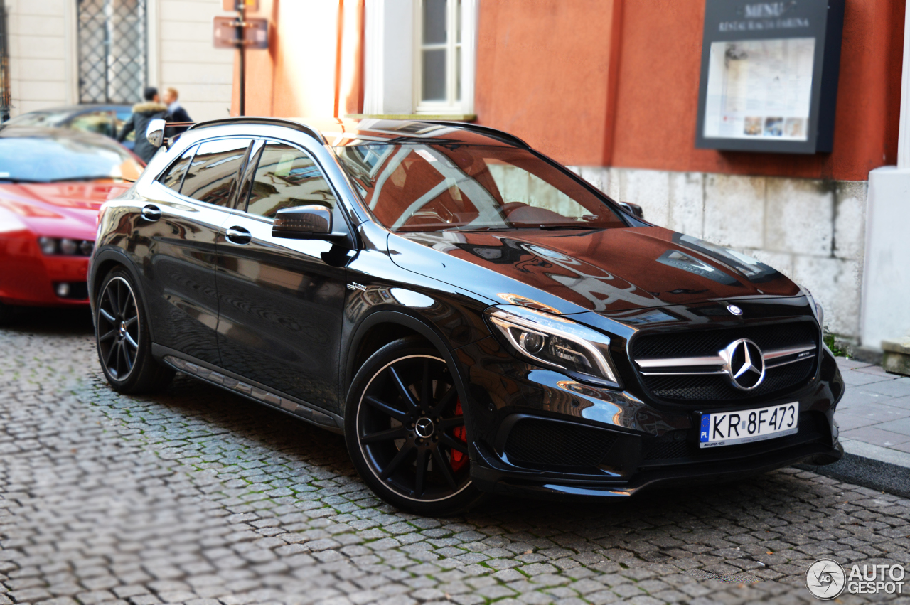 Mercedes-Benz GLA 45 AMG X156