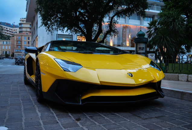 Lamborghini Aventador LP750-4 SuperVeloce Roadster