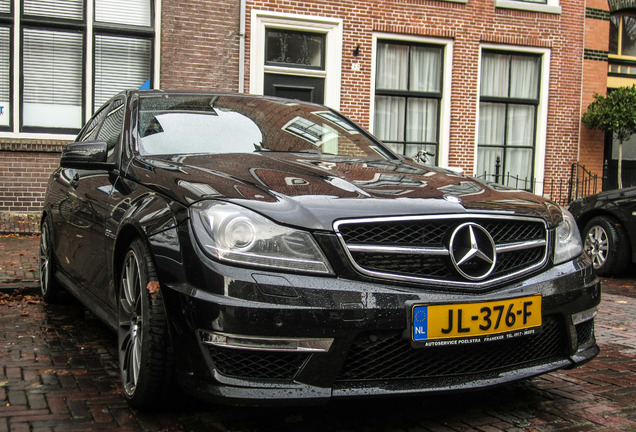 Mercedes-Benz C 63 AMG W204 2012