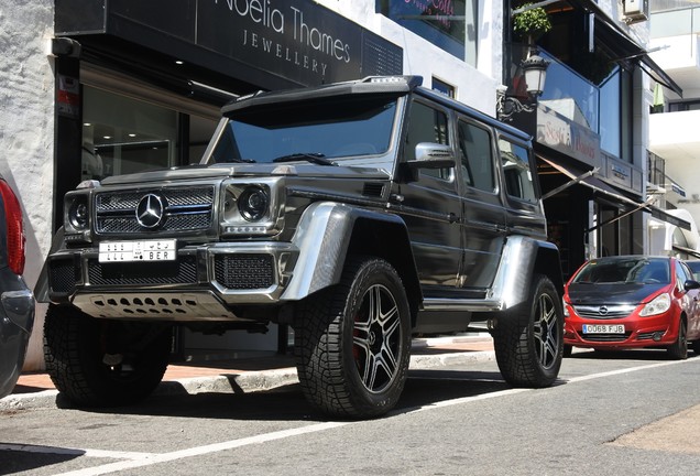 Mercedes-Benz G 500 4X4²