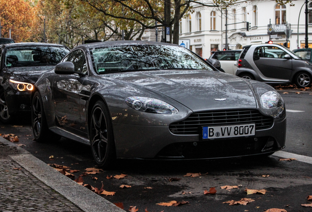 Aston Martin V8 Vantage S