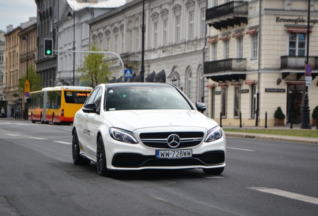 Mercedes-AMG C 63 S W205