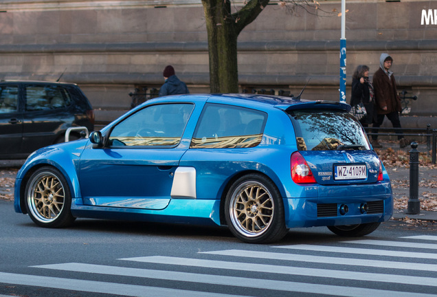 Renault Clio V6 Phase II