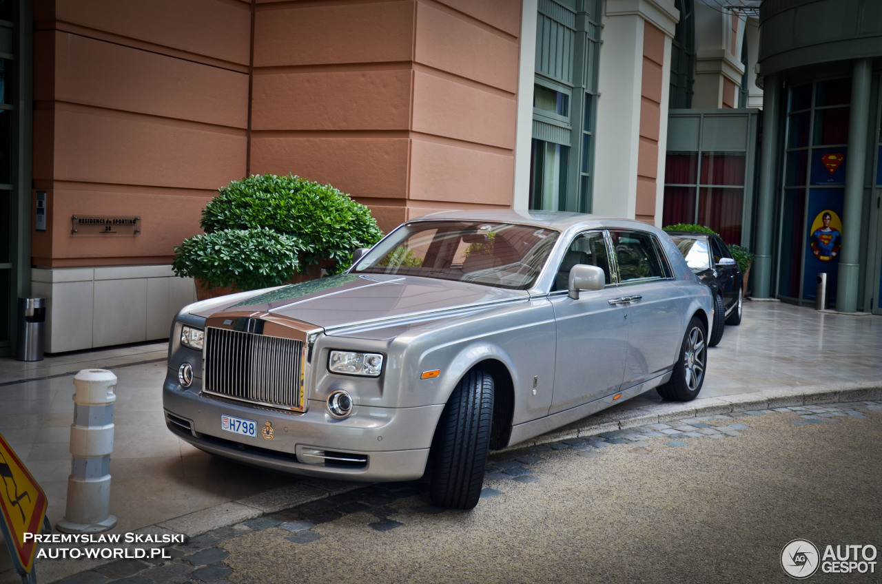 Rolls-Royce Phantom EWB