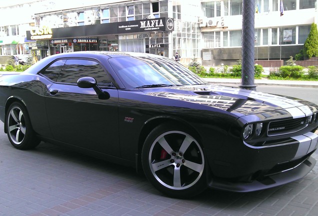 Dodge Challenger SRT-8 392