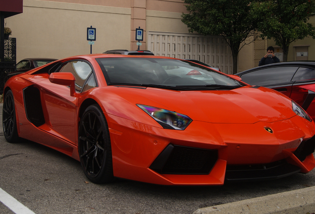 Lamborghini Aventador LP700-4