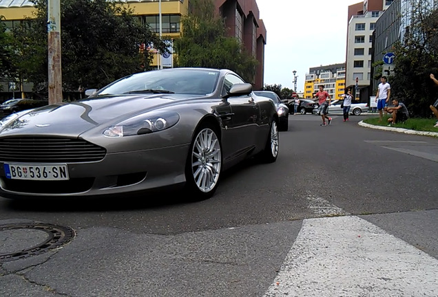 Aston Martin DB9