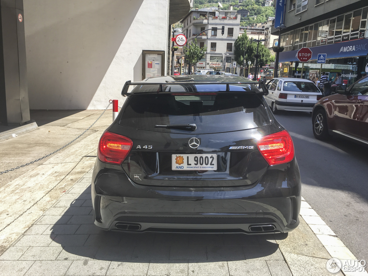 Mercedes-Benz A 45 AMG