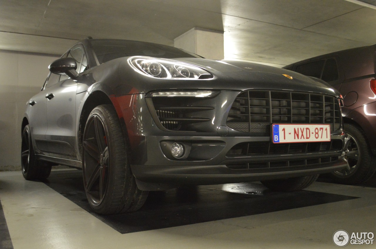 Porsche 95B Macan GTS