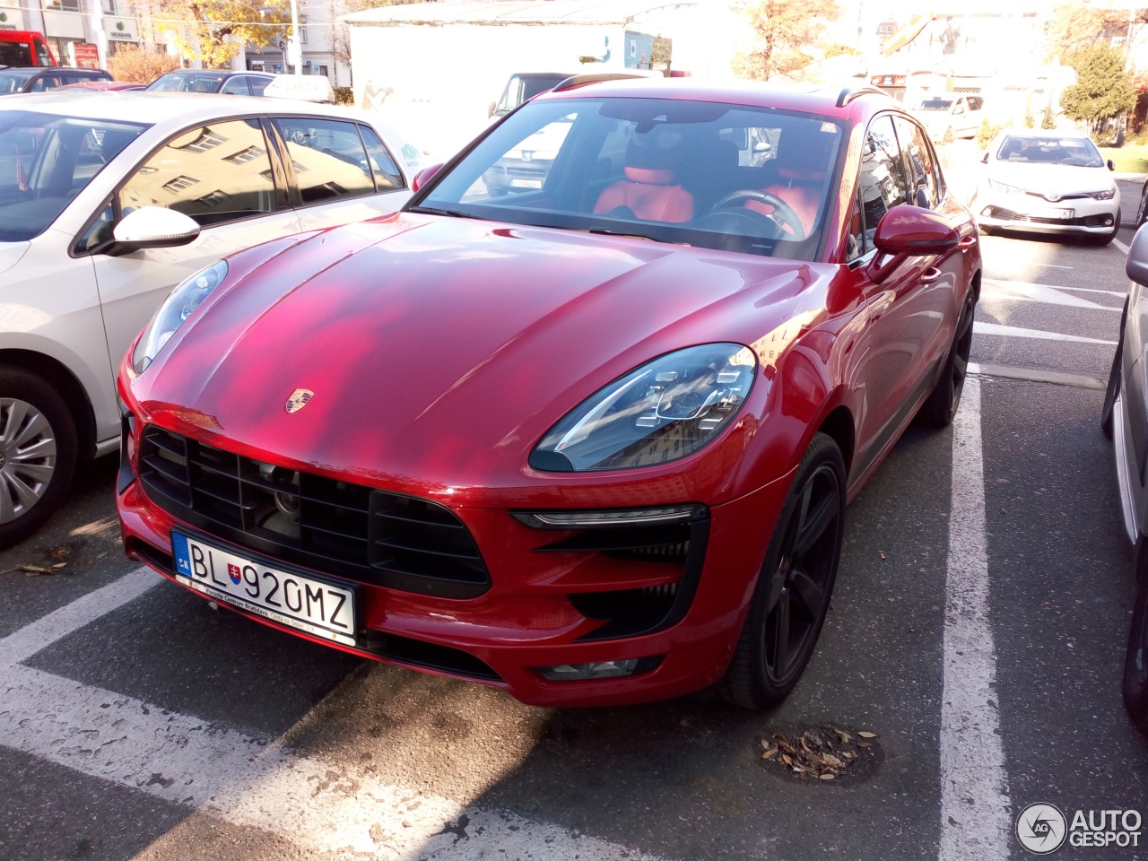 Porsche 95B Macan GTS