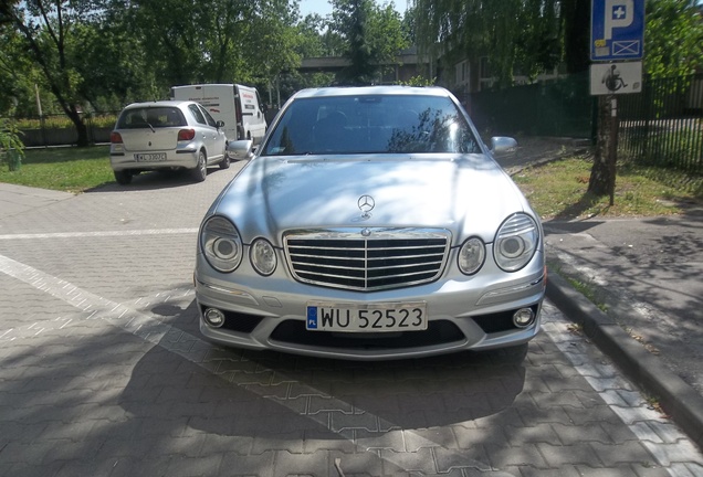 Mercedes-Benz E 63 AMG