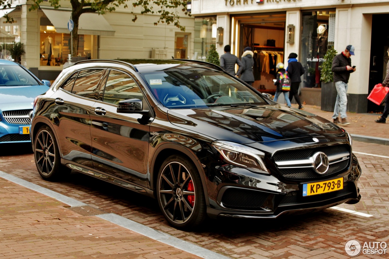 Mercedes-Benz GLA 45 AMG X156